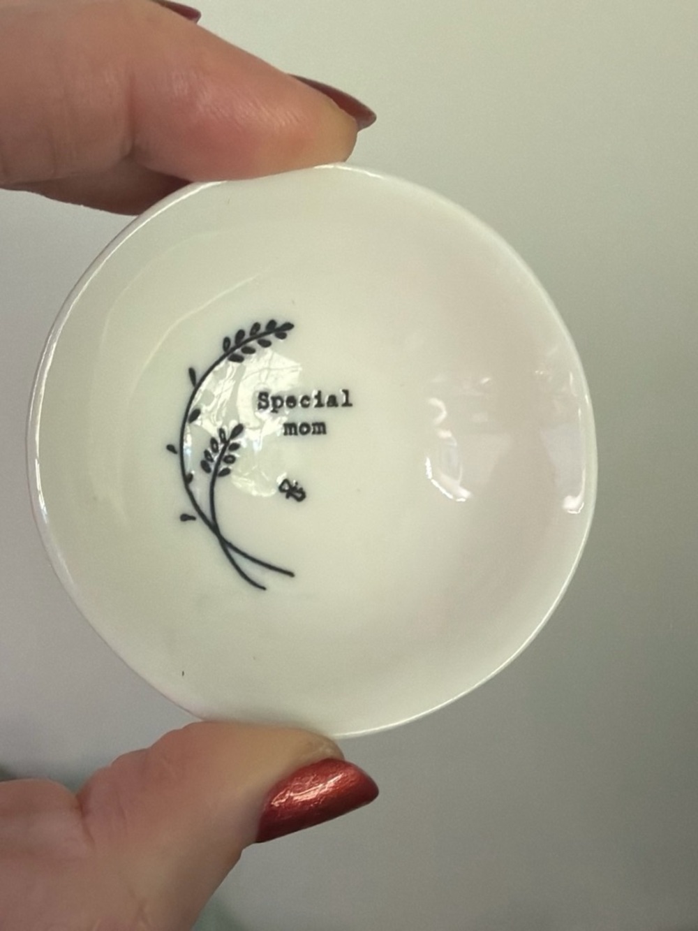 Special Mom Ceramic trinket ring Dish - White